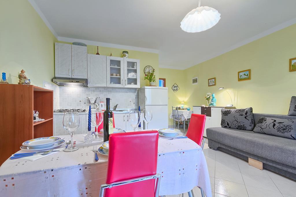 Apartments Valoda Nedeščina エクステリア 写真
