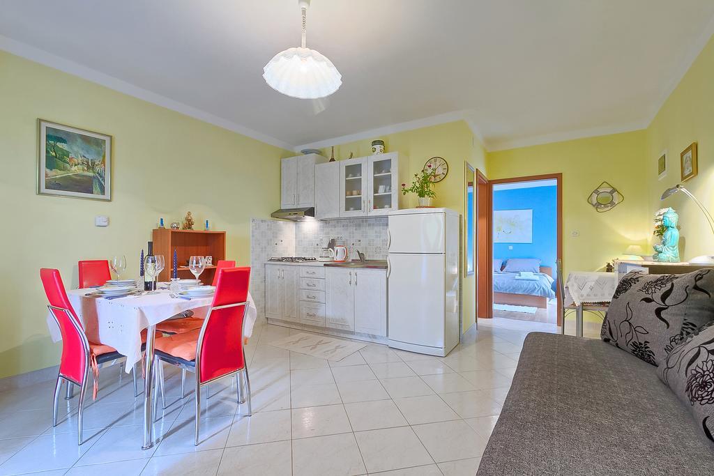 Apartments Valoda Nedeščina エクステリア 写真