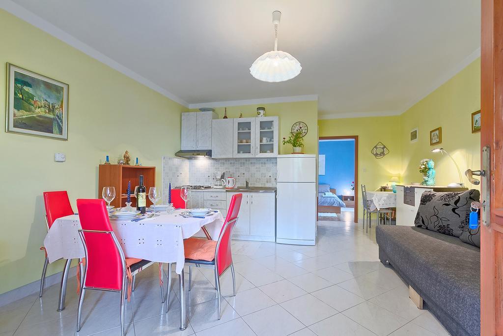 Apartments Valoda Nedeščina エクステリア 写真
