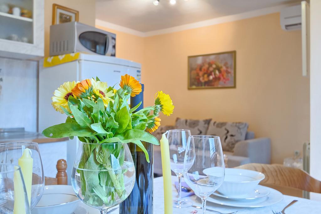 Apartments Valoda Nedeščina エクステリア 写真