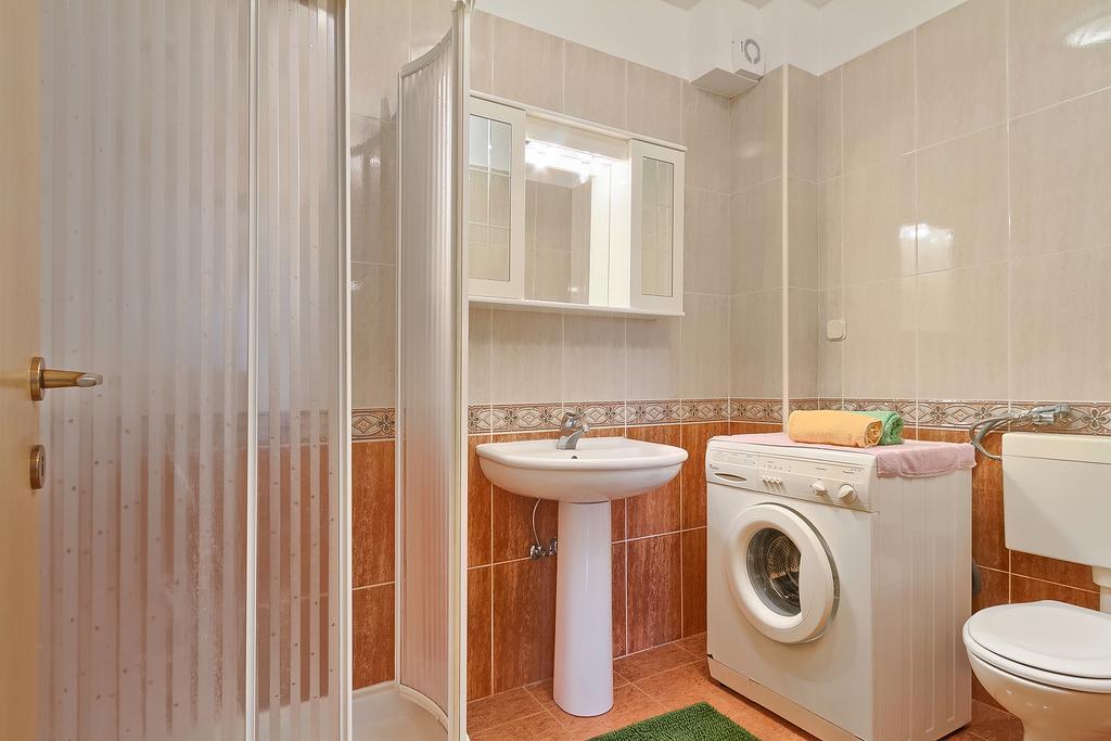 Apartments Valoda Nedeščina エクステリア 写真