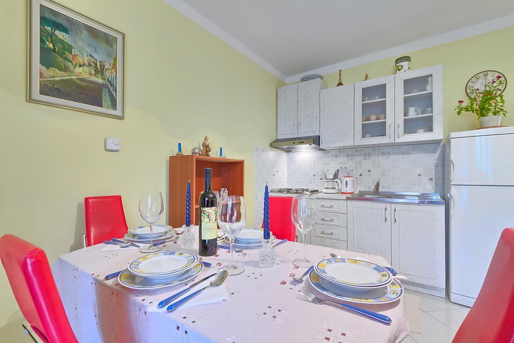 Apartments Valoda Nedeščina エクステリア 写真