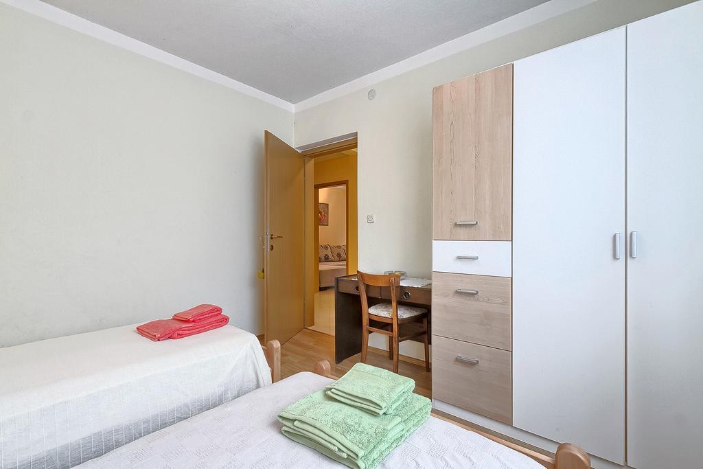 Apartments Valoda Nedeščina エクステリア 写真