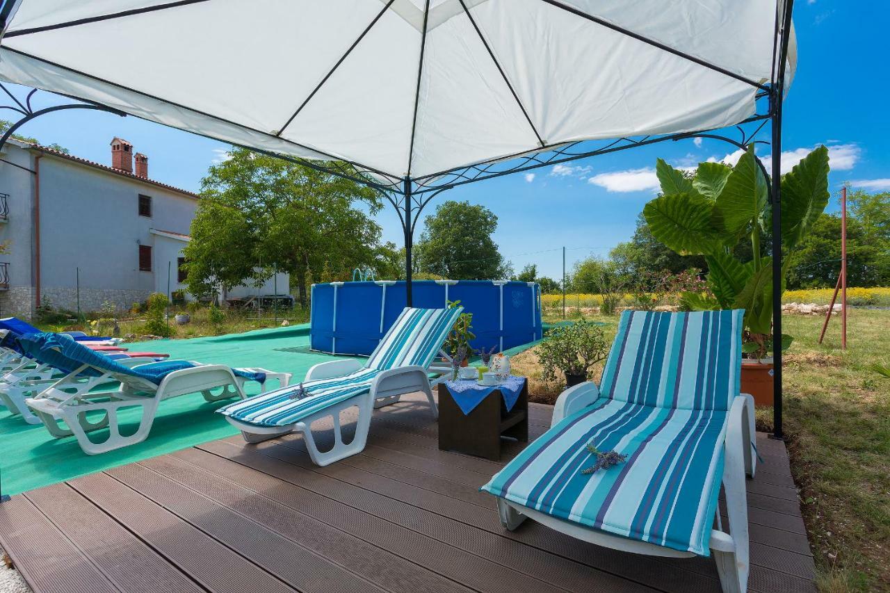 Apartments Valoda Nedeščina エクステリア 写真